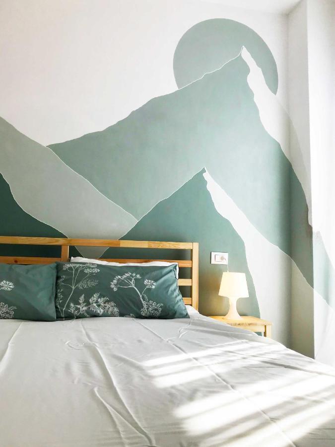 Il Mallo Verde - Lake Como B&B マンデッロ・デル・ラーリオ エクステリア 写真
