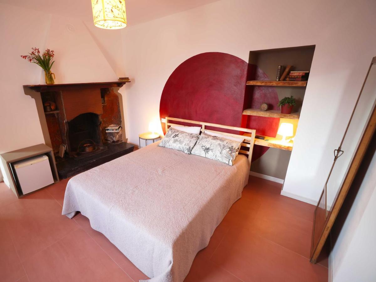 Il Mallo Verde - Lake Como B&B マンデッロ・デル・ラーリオ エクステリア 写真